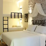 Ina Cunda Art Hotel *