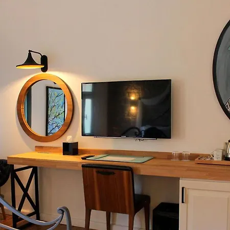 Ina Cunda Art Hotel