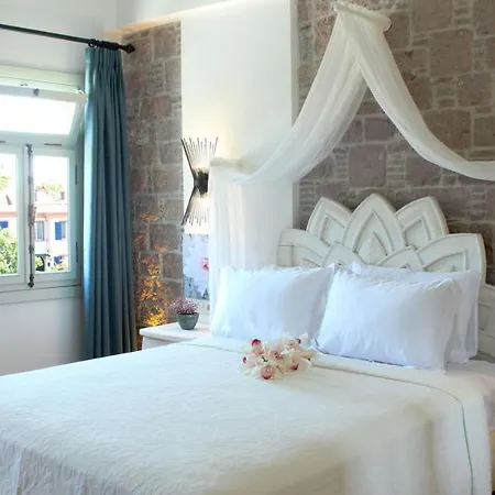 Hotel Ina Cunda Art *