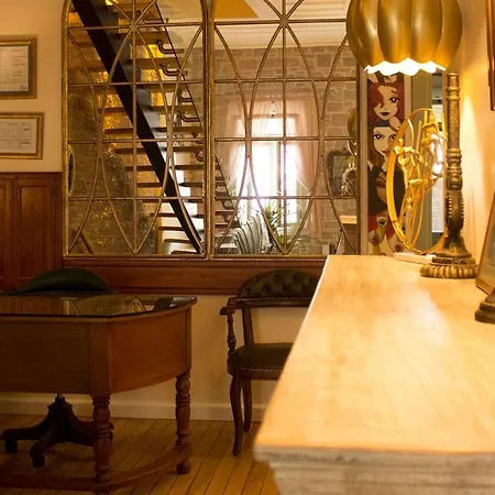 Ina Cunda Art Hotel *