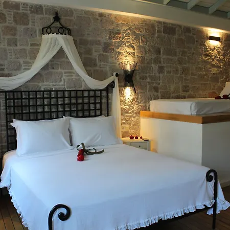 Hotel Ina Cunda Art Ayvalı