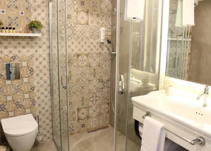 Ina Cunda Art فندق *